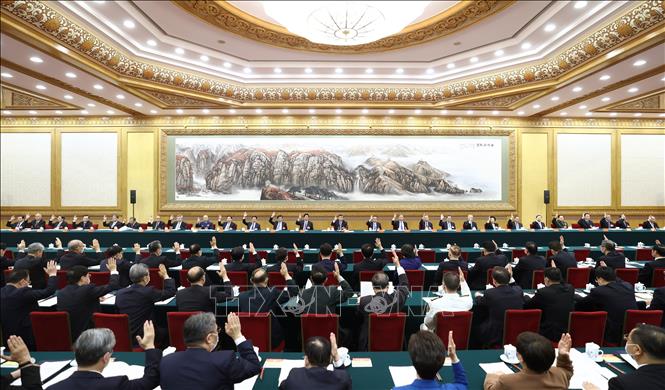 Trong ảnh: Toàn cảnh phiên họp đầu tiên của Đoàn Chủ tịch Đại hội Đại biểu Toàn quốc lần thứ XX Đảng Cộng sản Trung Quốc, tại Bắc Kinh, ngày 15/10/2022. Ảnh: THX/TTXVN