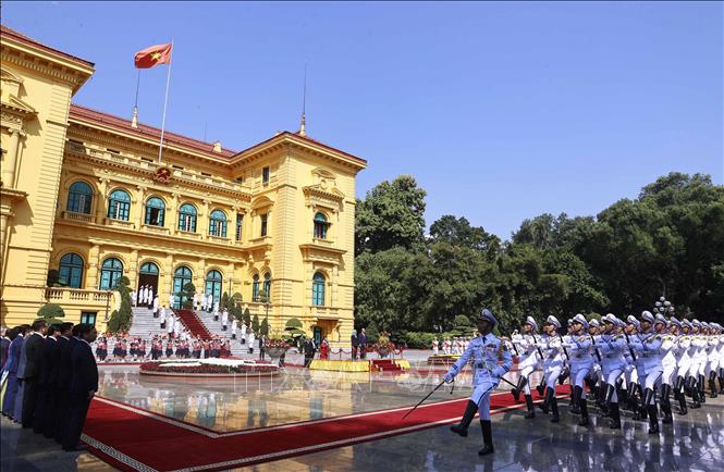 Quang cảnh Lễ đón chính thức Tổng thống Cộng hòa Singapore Halimah Yacob. Ảnh: Thống Nhất – TTXVN