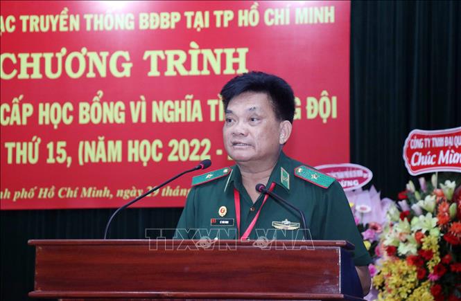 Trong ảnh: Thiếu tướng Lê Thái Ngọc, nguyên Phó Tư lệnh Bộ đội Biên phòng, Phó Trưởng Ban Liên lạc Bộ đội Biên phòng tại Thành phố Hồ Chí Minh báo cáo kết quả hoạt động của Ban Liên lạc truyền thống Bộ đội biên phòng tại Thành phố Hồ Chí Minh. Ảnh: Xuân Khu-TTXVN.