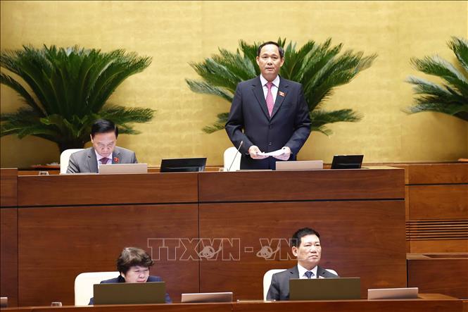 Phó Chủ tịch Quốc hội Trần Quang Phương điều hành phiên họp. Ảnh: Doãn Tấn - TTXVN