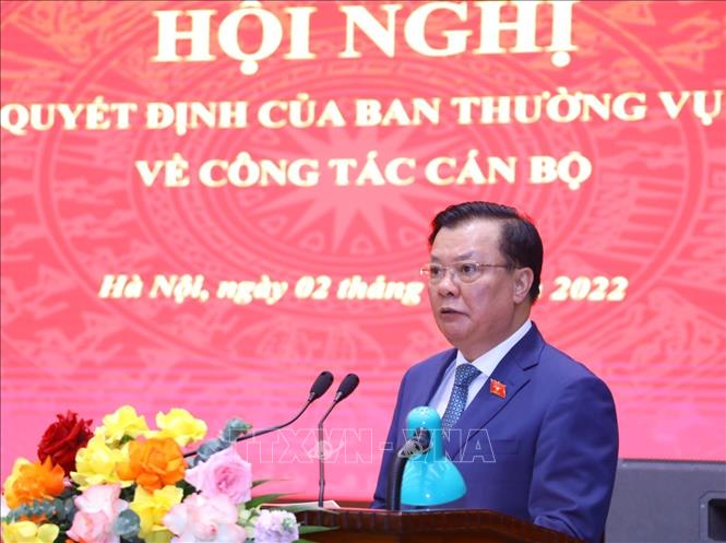 Bí thư Thành ủy Hà Nội Đinh Tiến Dũng phát biểu giao nhiệm vụ hội nghị. Ảnh: Văn Điệp - TTXVN