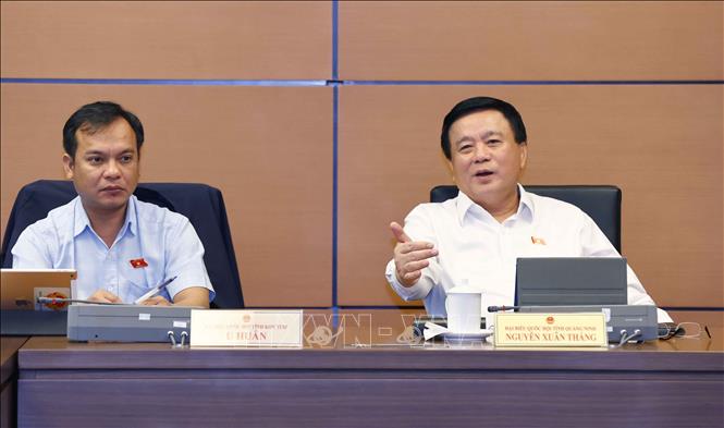 Đại biểu Quốc hội tỉnh Quảng Ninh Nguyễn Xuân Thắng phát biểu ý kiến. Ảnh: Doãn Tấn - TTXVN