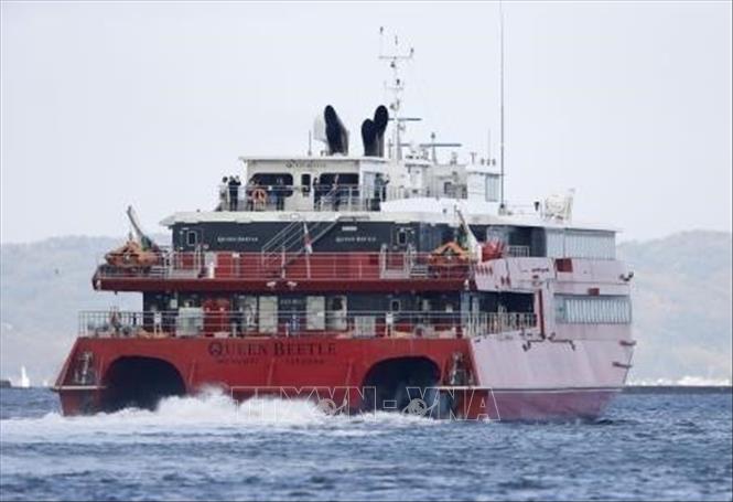 Trong ảnh: Tàu cao tốc của công ty vận tải JR Kyushu Jet Ferry rời cảng  Hakata ở Fukuoka, Nhật Bản, tới Busan, Hàn Quốc, ngày 4/11/2022. Ảnh: Kyodo/TTXVN