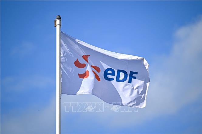 Công ty điện lực EDF đã đạt được nhiều thành tựu đáng kể trong lĩnh vực năng lượng, đặc biệt là năng lượng tái tạo. Với những nỗ lực không ngừng, EDF đã giảm tỷ lệ ô nhiễm và tiết kiệm nguồn năng lượng cho các gia đình và cộng đồng. Nền tảng công nghệ tiên tiến của EDF mang lại sự hiệu quả và tiện ích cho cuộc sống của chúng ta. Đừng bỏ lỡ hình ảnh liên quan đến công ty điện lực EDF tại đường link ảnh.