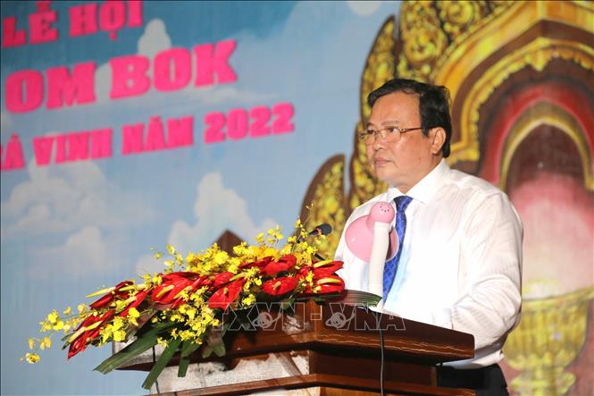 Chủ tịch UBND tỉnh Trà Vinh Lê Văn Hẳn phát biểu tại buổi lễ. Ảnh: Thanh Hòa- TTXVN