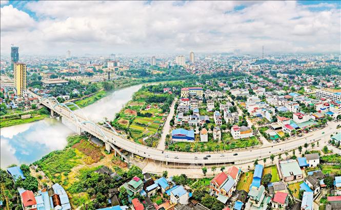 Ben Tuong bridge is built at a cost of 400 billion VND in Thai Nguyen city, the northern province of Thai Nguyen in the second stage of the northern mountainous urban programme. Photo by courtesy
