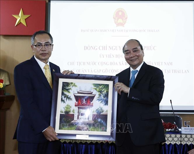 President Visits Vietnamese In Thailand Vna Photos Vietnam News