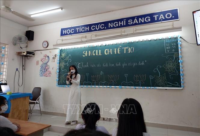 Tiết sinh hoạt của học sinh Trường Trung học phổ thông Võ Văn Kiệt (Thành phố Hồ Chí Minh). Ảnh: Thu Hoài – TTXVN