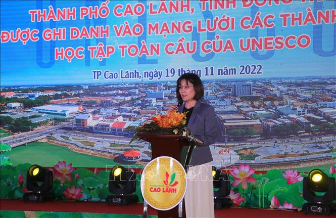 Bà Miki Nozawa, Trưởng Ban Giáo dục của Văn phòng UNESCO tại Hà Nội phát biểu. Nhựt An - Ảnh: Nhựt An - TTXVN