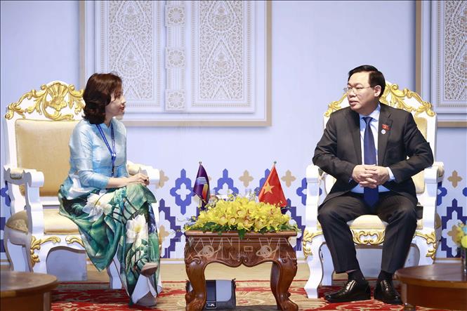 Chủ tịch Quốc hội Vương Đình Huệ tiếp Tổng Thư ký AIPA Nguyễn Tường Vân. Ảnh: Doãn Tấn – TTXVN