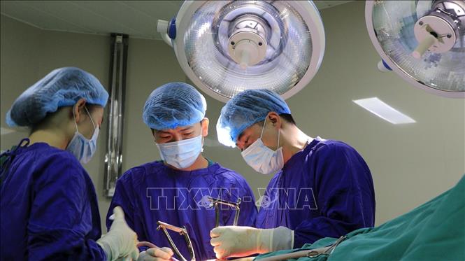 Phòng phẫu thuật được trang bị hiện đại tại Bệnh viện Đa khoa Hùng Vương (Phú Thọ). Ảnh: TTXVN phát