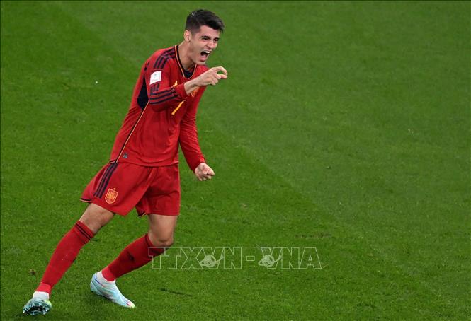 Tiền đạo Alvaro Morata ăn mừng bàn thắng thứ 7 cho đội tuyển Tây Ban Nha. Ảnh: AFP/TTXVN