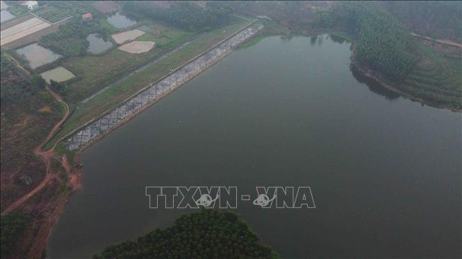The Va Khe reservoir in Dong Phu commune, Luc Nam district needs to be upgraded to ensure water supply for 128 ha of agricultural land. VNA Photo: Vũ Sinh