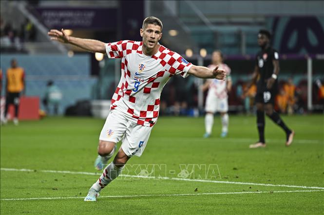 Cầu thủ Andrej Kramaric lập cú đúp trong cơn mưa bàn thắng của đội tuyển Croatia. Ảnh: THX/TTXVN