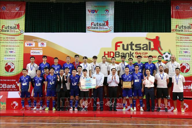 Câu lạc bộ Thái Sơn Nam về Nhì Giải futsal Cúp Quốc gia 2022. Ảnh: Tiến Lực – TTXVN