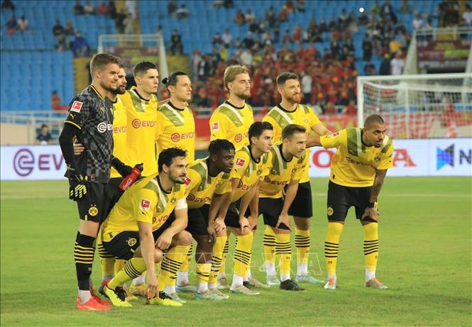 Đội hình ra sân của CLB Borussia Dortmund Ảnh: Tuấn Anh - TTXVN