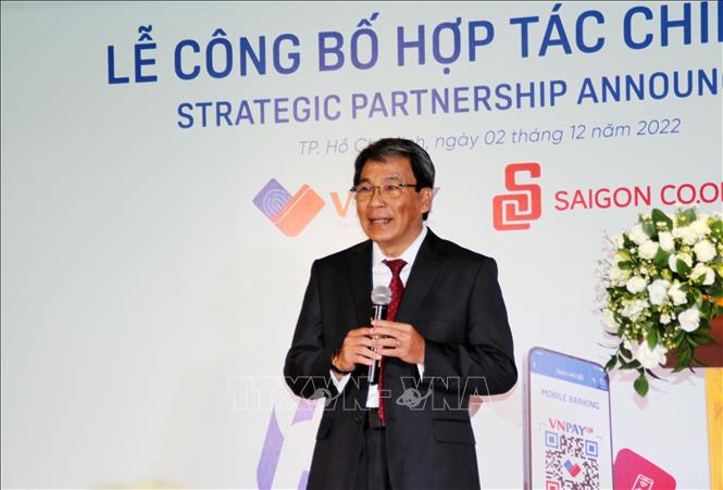Trong ảnh: Ông Lê Trường Sơn, Phó Tổng giám đốc Saigon Co.op đánh giá về việc nhà bán lẻ 