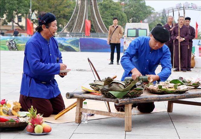 Trích đoạn Lễ hội Mở cửa rừng của đồng bào Mường tỉnh Phú Thọ. Ảnh: Trung Kiên - TTXVN