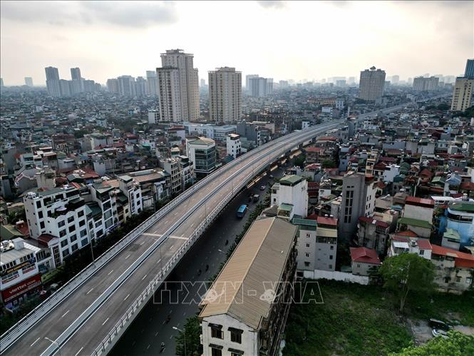 Tuyến đường Vành đai 2 nối liền 3 quận Đống Đa, Thanh Xuân, Hai Bà Trưng. Ảnh: Tuấn Anh - TTXVN