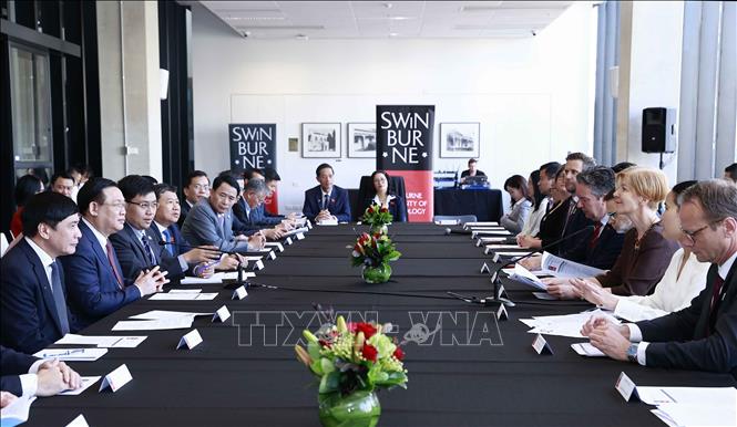  Chủ tịch Quốc hội Vương Đình Huệ thăm Đại học Swinburne, Australia. Ảnh: Doãn Tấn – TTXVN