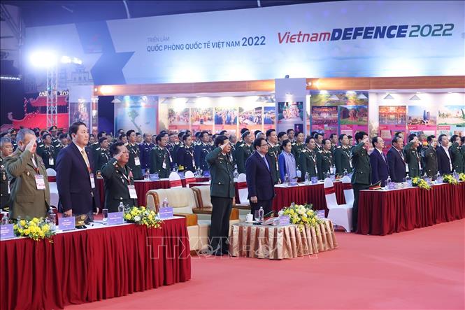 Thủ tướng Phạm Minh Chính và các đại biểu dự Lễ khai mạc Triển lãm Quốc phòng quốc tế Việt Nam 2022. Ảnh: Dương Giang - TTXVN
