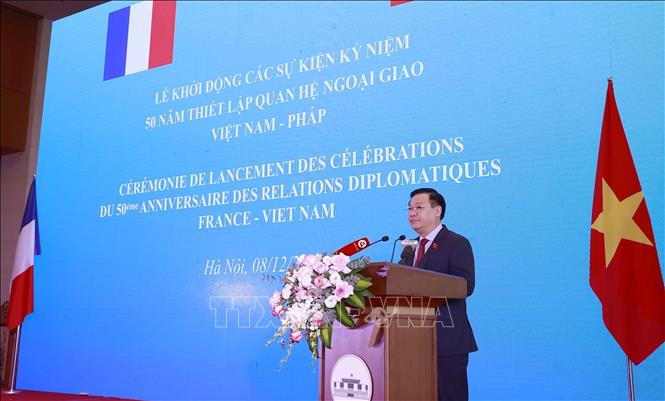 National Assembly Chairman Vuong Dinh Hue speaks at the ceremony. VNA Photo: Doãn Tấn