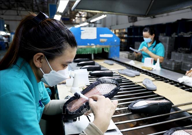 A footwear factory of the Gia Dinh Group JSC in Thu Duc city. VNA Photo: Hồng Đạt