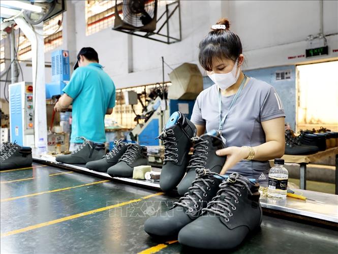 A footwear factory of the Gia Dinh Group JSC in Thu Duc city. VNA Photo: Hồng Đạt