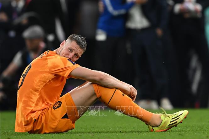 Tiền đạo Wout Weghorst (số 19) lập cú đúp nhưng vẫn không giúp Hà Lan vào được bán kết. Ảnh: AFP/TTXVN