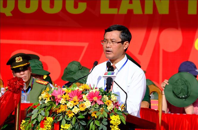 Thứ trưởng Bộ Giáo dục và Đào tạo Nguyễn Văn Phúc phát biểu khai mạc hội thao. Ảnh: Thanh Liêm - TTXVN