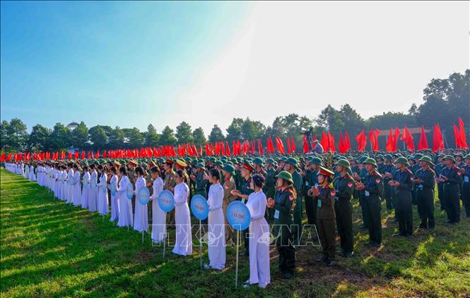 Các vận động viên tham Hội thao Giáo dục quốc phòng và an ninh toàn quốc lần thứ III năm 2022 tại lễ khai mạc. Ảnh: Thanh Liêm - TTXVN