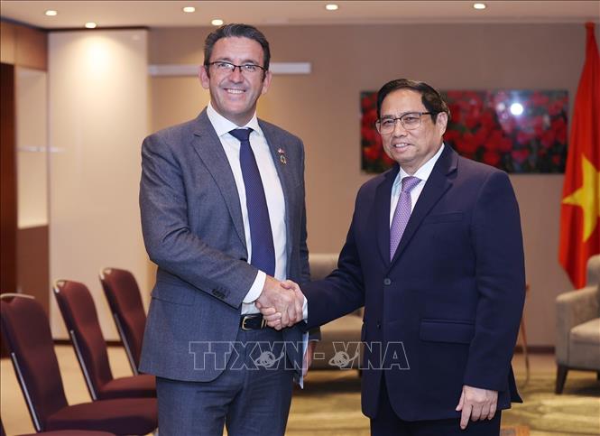 Thủ tướng Phạm Minh Chính tiếp ông Andrew Johnstone, Tổng Giám đốc điều hành Tập đoàn Climate Fund Managers. Ảnh: Dương Giang-TTXVN
