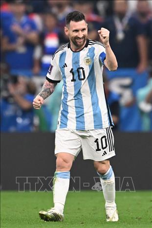 Pha ăn mừng bàn thắng mở tỷ số vào lưới tuyển Pháp của tiền đạo Argentina Lionel Messi. Ảnh: AFP/TTXVN
