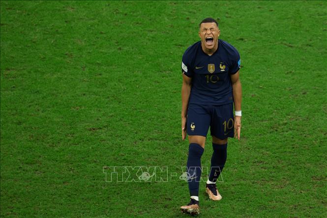 Tiền đạo Pháp Mbappe để lỡ một tình huống ghi bàn vào lưới tuyển Argentina. Ảnh: AFP/TTXVN