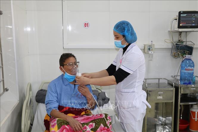 Trong ảnh: Hoạt động khám chữa bệnh tại Bệnh viện Đa khoa huyện Nho Quan diễn ra bình thường. Ảnh: Đức Phương - TTXVN