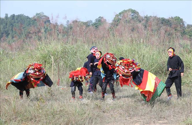 Tỉnh Lạng Sơn có gần 100 đội múa sư tử, đội múa sư tử thôn Cốc Lào, xã Hội Hoan là đội được Giải Nhất trong Hội thi múa sư tử dân tộc Tày, Nùng tỉnh Lạng Sơn năm 2022. Ảnh: Anh Tuấn – TTXVN