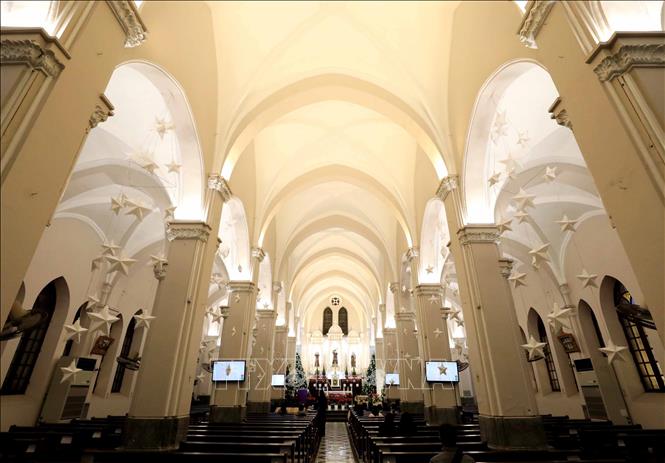 Inside the Ham Long Church in Hanoi. VNA Photo 