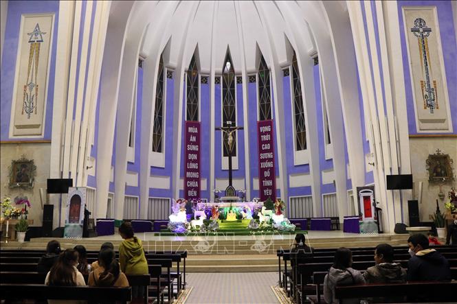 Inside the Redeemer Church in Hue city, the central province of Thua Thien-Hue. VNA Photo