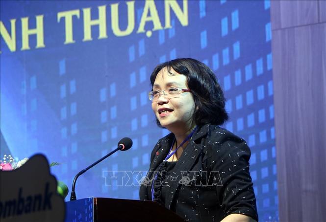 Bà Đặng Thị Thu Nguyệt, đại diện lãnh đạo Liên đoàn Thương mại và Công nghiệp Việt Nam phát biểu. Ảnh: Công Thử - TTXVN