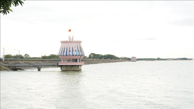 Mực nước Hồ Dầu Tiếng đảm bảo phục vụ cho mùa khô 2023. Ảnh: Thanh Tân - TTXVN