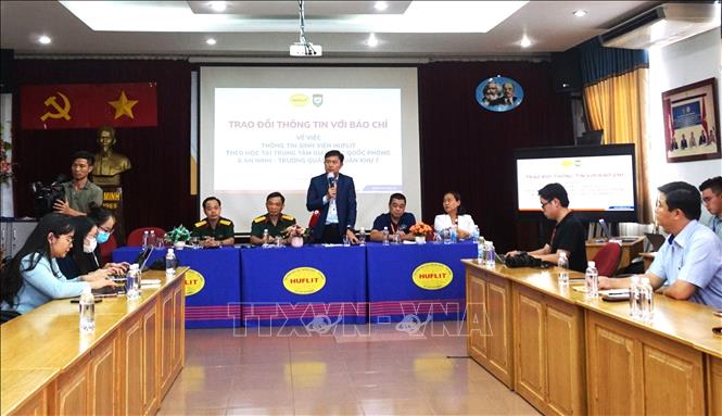 Trong ảnh: Quang cảnh buổi trao đổi thông tin. Ảnh: Thu Hoài - TTXVN