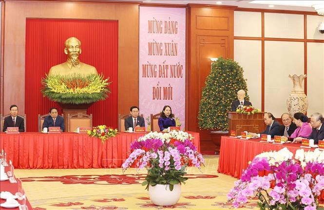 Party General Secretary Nguyen Phu Trong extends his best New Year wishes to Party, State and VFF leaders and former leaders. VNA Photo