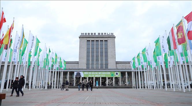 Cổng chính Trung tâm triển lãm quốc tế Messe Berlin ngày 21/1/2023. Ảnh: Mạnh Hùng - PV TTXVN tại Đức