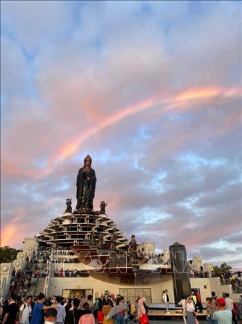 Rainbow appears on Ba Den Mountain. VNA Photo