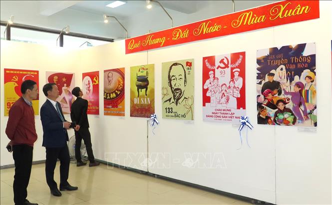 Triển lãm quê hương: Khám phá văn hóa, lịch sử và truyền thống đậm nét của quê hương Việt Nam qua các triển lãm độc đáo. Hình ảnh sẽ cho bạn thấy sự đa dạng và sự phong phú trong văn hoá và nghệ thuật của đất nước ta, từ những triển lãm truyền thống đến những sáng tạo mới lạ và đầy bất ngờ.