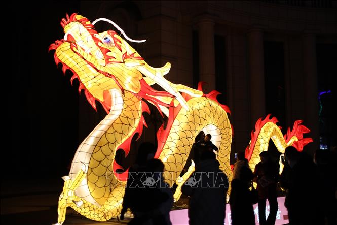 Đèn lồng trang trí trong Lễ hội Đèn lồng ở tỉnh Liêu Ninh, Trung Quốc. Ảnh: THX/TTXVN
