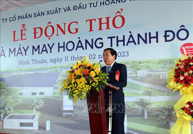 Ông Phan Tấn Cảnh, Phó Chủ tịch UBND tỉnh Ninh Thuận phát biểu tại lễ khởi công dự án. Ảnh: Công Thử - TTXVN