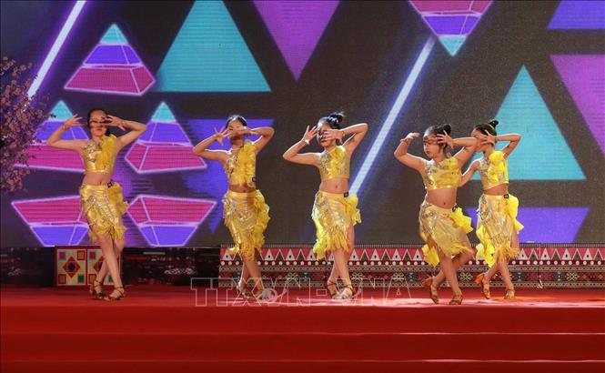 Các tiết mục biểu diễn nghệ thuật tại Khai mạc Tuần Văn hóa, Thể thao và Du lịch Lạng Sơn 2023. Ảnh: Anh Tuấn – TTXVN