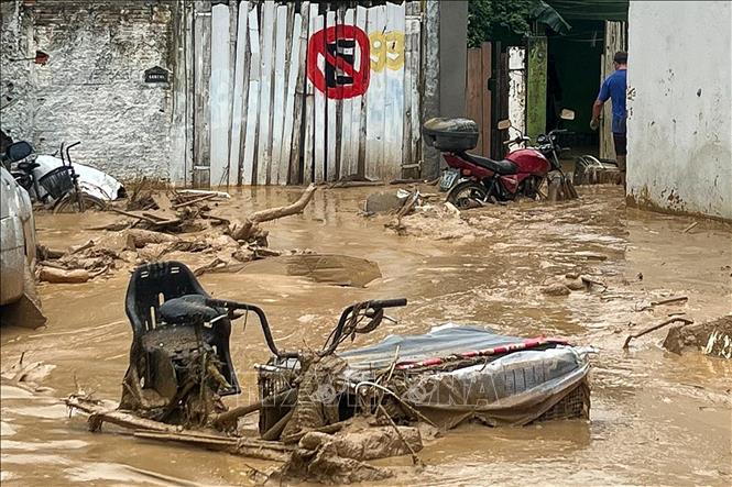 Trong ảnh: Thiệt hại do mưa lũ gây ra tại thành phố Sao Sebastiao, bang Sao Paulo, Brazil ngày 19/2/2023. Ảnh: AFP/TTXVN