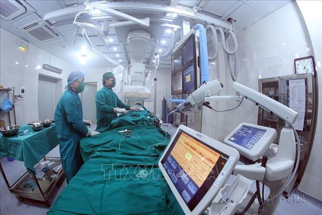Bệnh viện Đa khoa tỉnh Lạng Sơn được đầu tư mới nhiều trang thiết bị hiện đại, phục vụ hiệu quả việc chẩn đoán, chữa trị cho bệnh nhân. Ảnh: Anh Tuấn – TTXVN